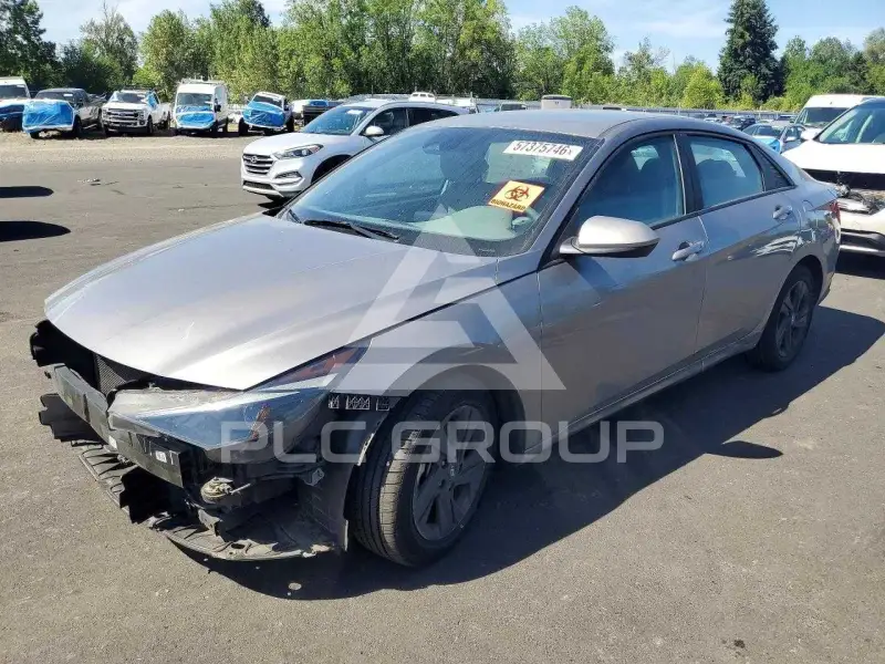2023 Hyundai Elantra фото