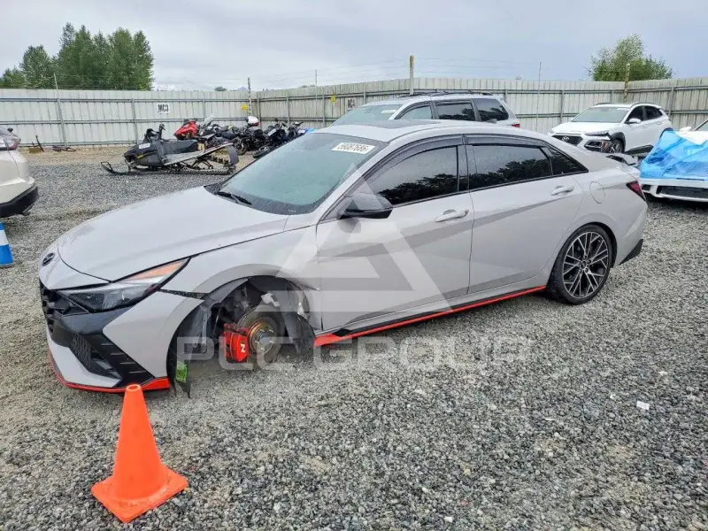 2023 Hyundai Elantra фото