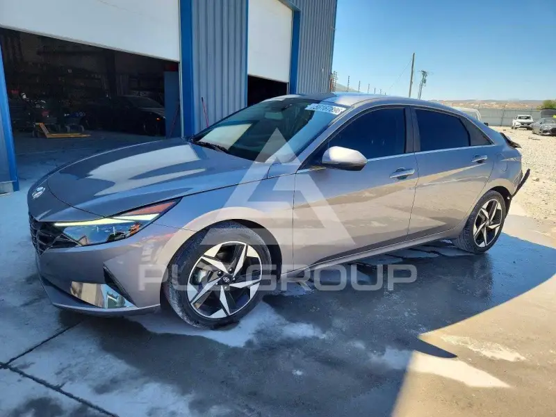 2023 Hyundai Elantra photo