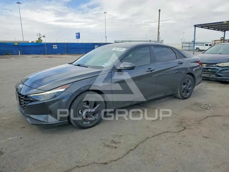 2023 Hyundai Elantra фото