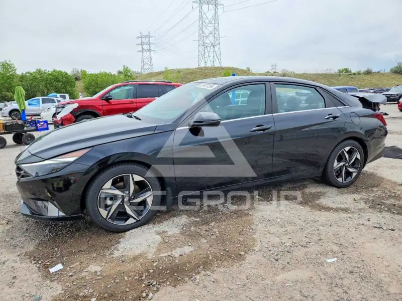 2023 Hyundai Elantra фото