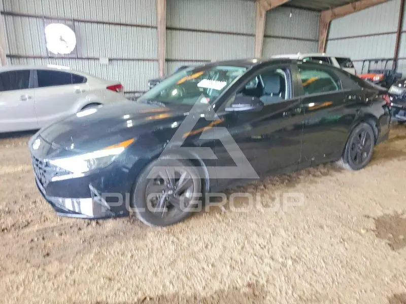 2023 Hyundai Elantra photo