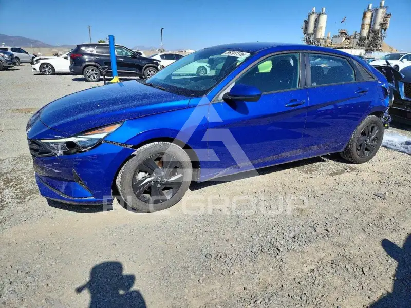 2023 Hyundai Elantra photo