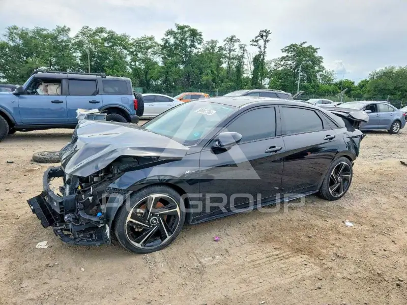2023 Hyundai Elantra photo