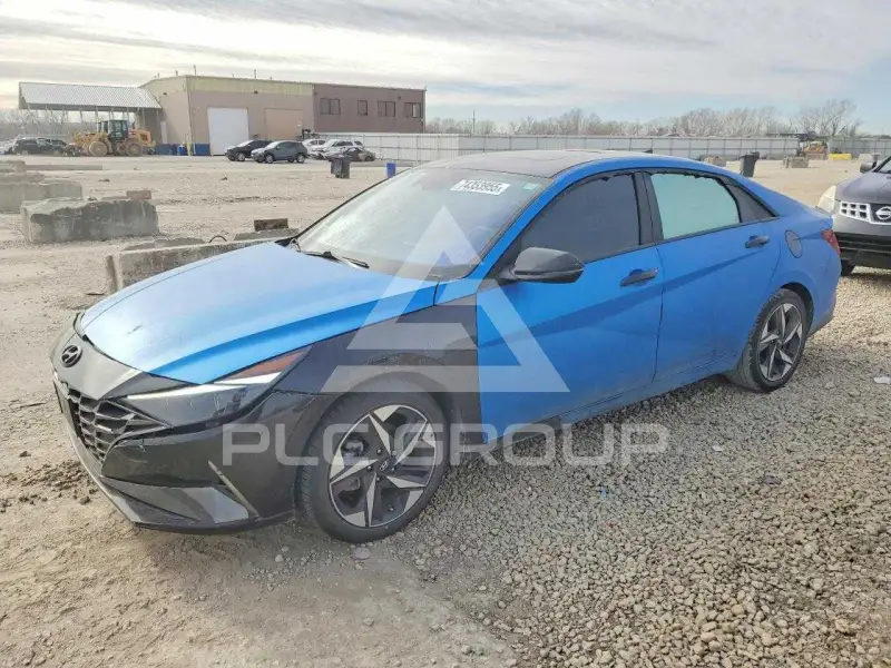 2023 Hyundai Elantra фото