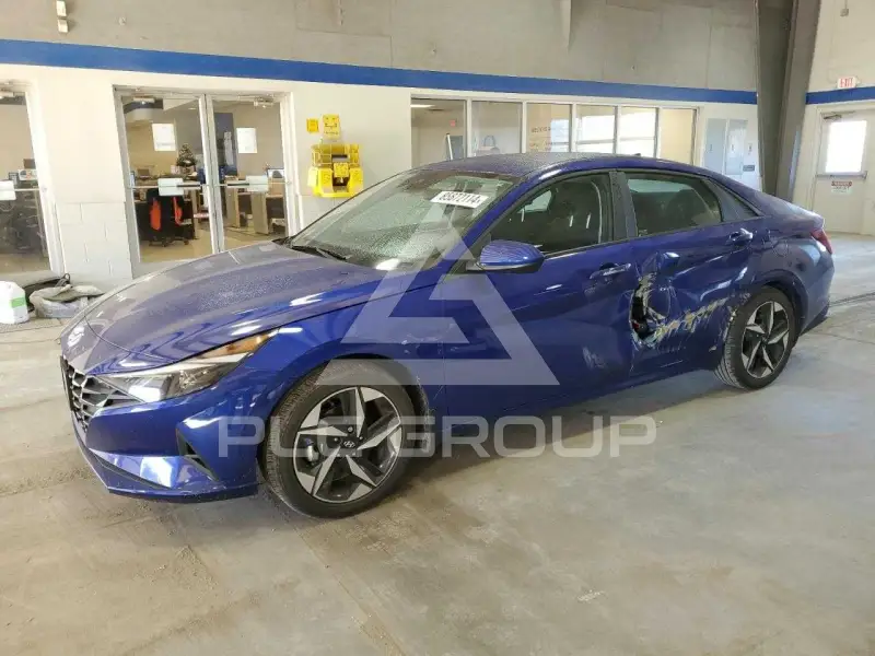 2023 Hyundai Elantra фото