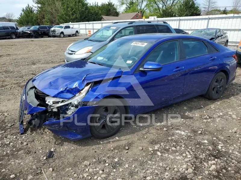 2023 Hyundai Elantra фото