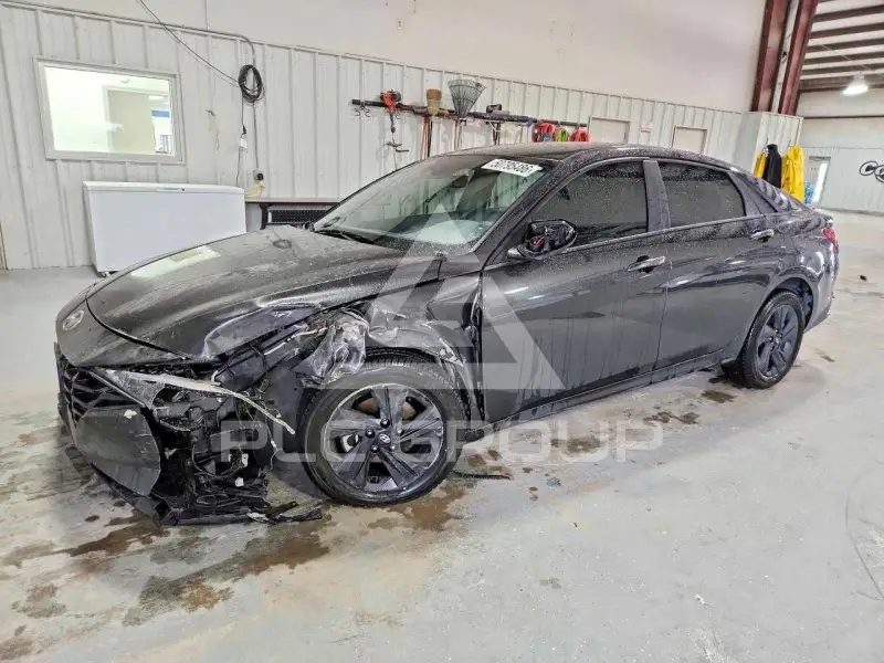 2023 Hyundai Elantra фото