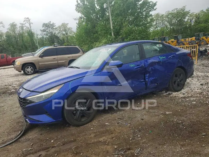 2023 Hyundai Elantra фото