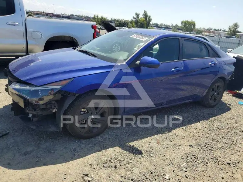 2023 Hyundai Elantra фото