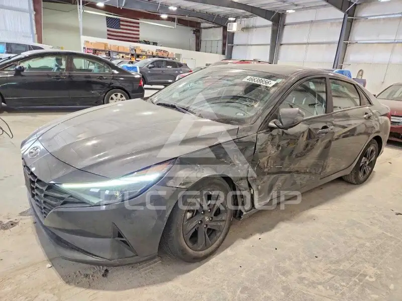 2023 Hyundai Elantra фото