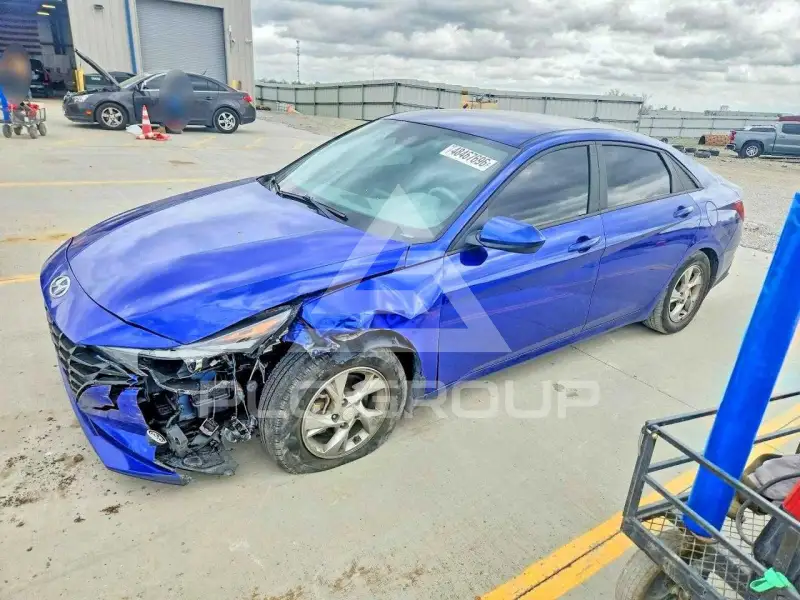 2023 Hyundai Elantra фото