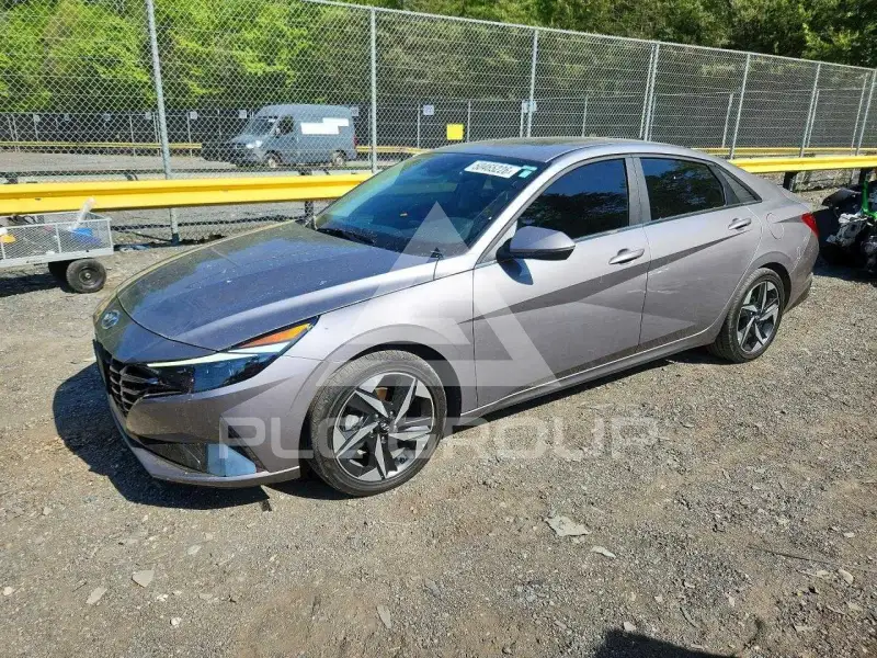 2023 Hyundai Elantra фото