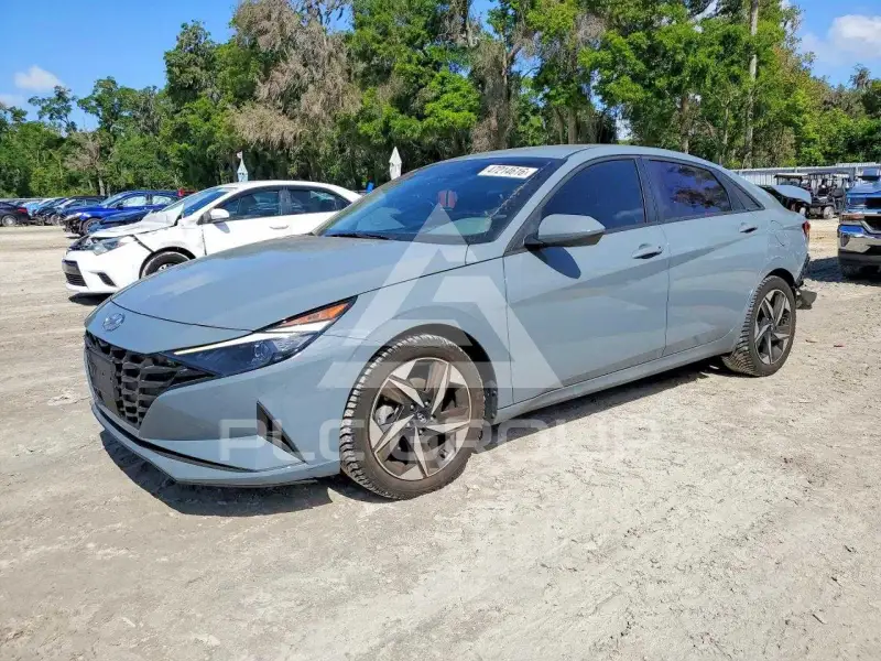 2023 Hyundai Elantra фото