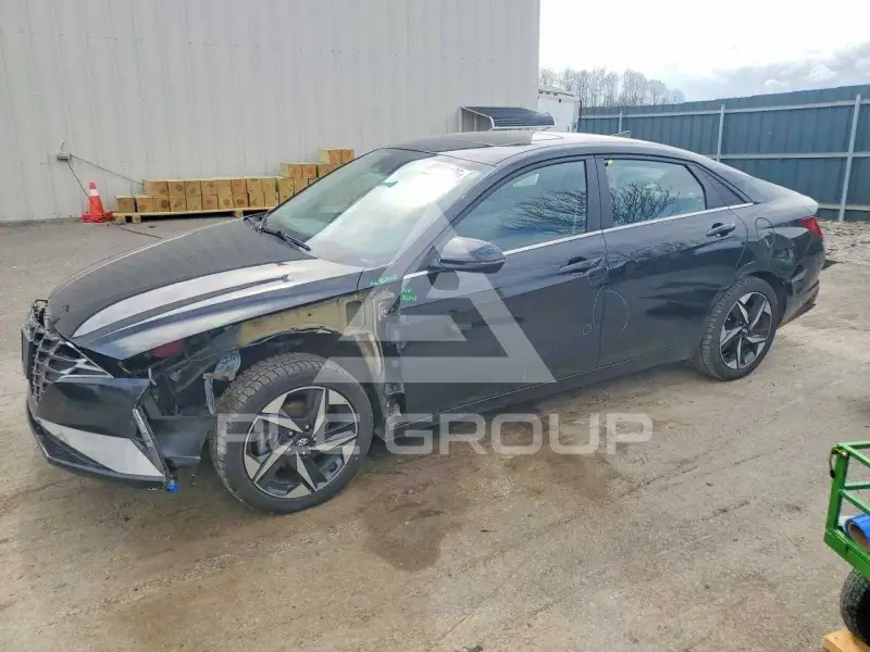 2023 Hyundai Elantra фото