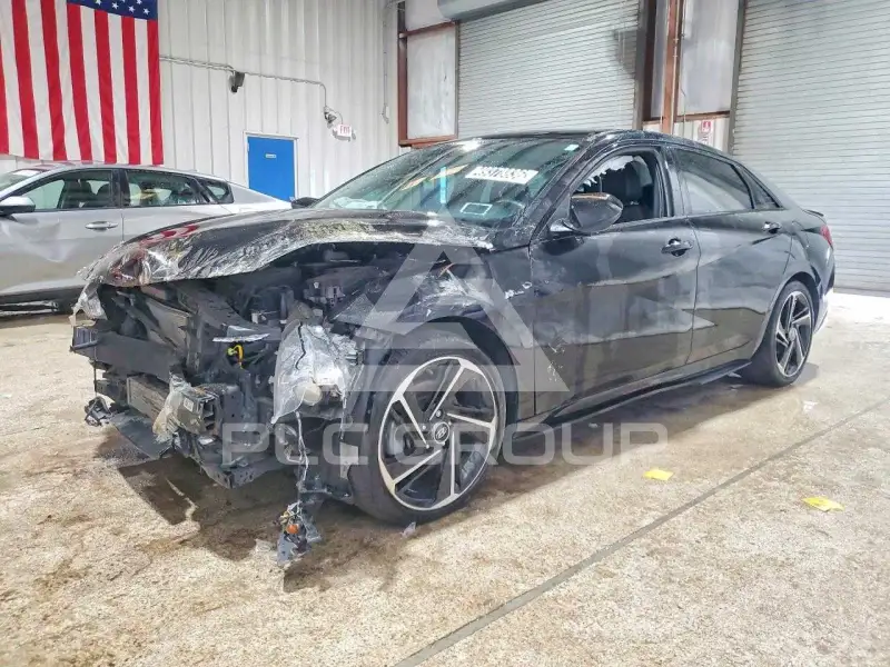 2023 Hyundai Elantra фото