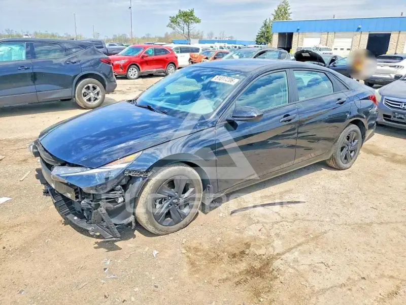 2023 Hyundai Elantra фото