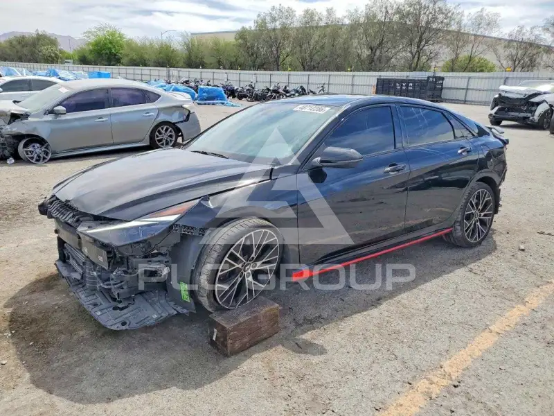 2023 Hyundai Elantra photo