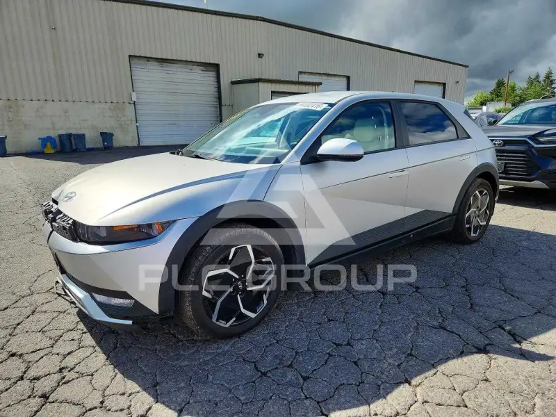 2023 Hyundai Ioniq photo