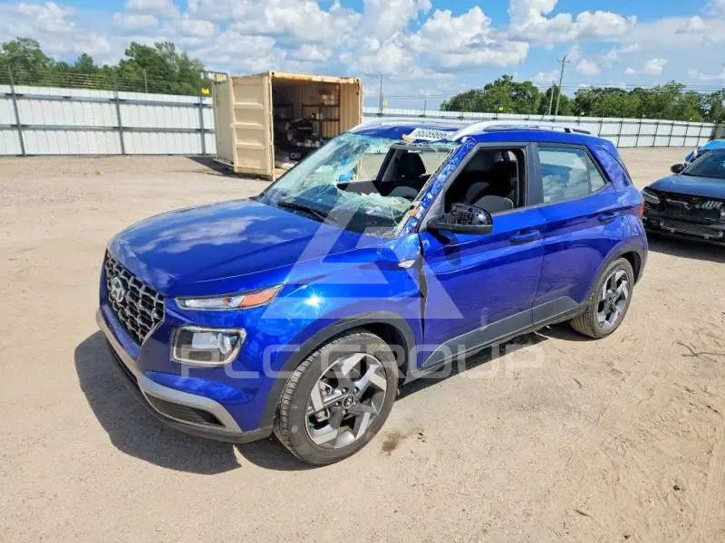 2023 Hyundai Venue фото