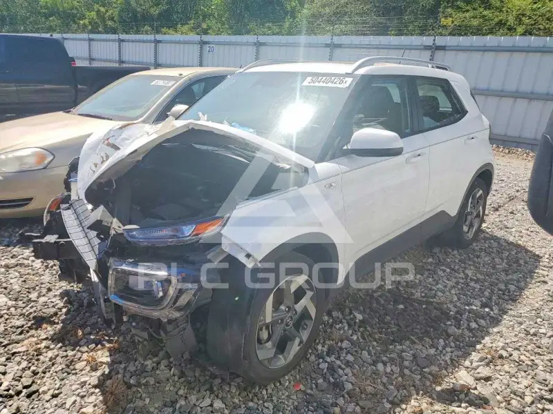 2023 Hyundai Venue фото