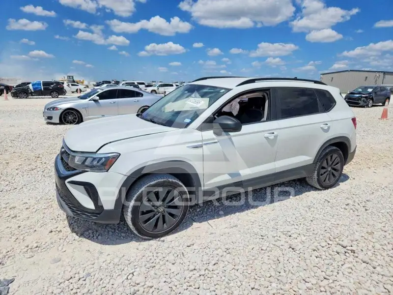 2023 Volkswagen Taos photo
