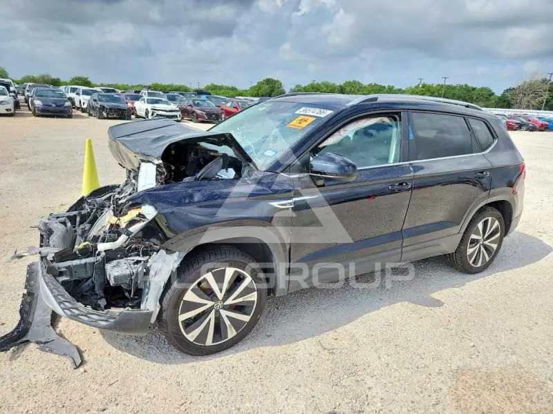 2023 Volkswagen Taos photo