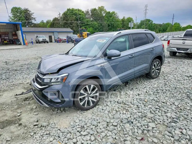 2023 Volkswagen Taos photo