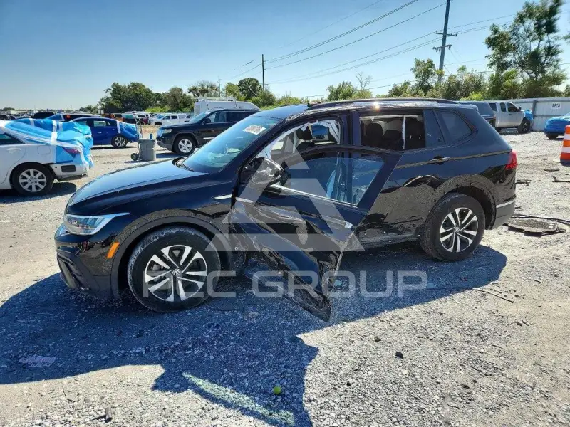 2023 Volkswagen Tiguan photo