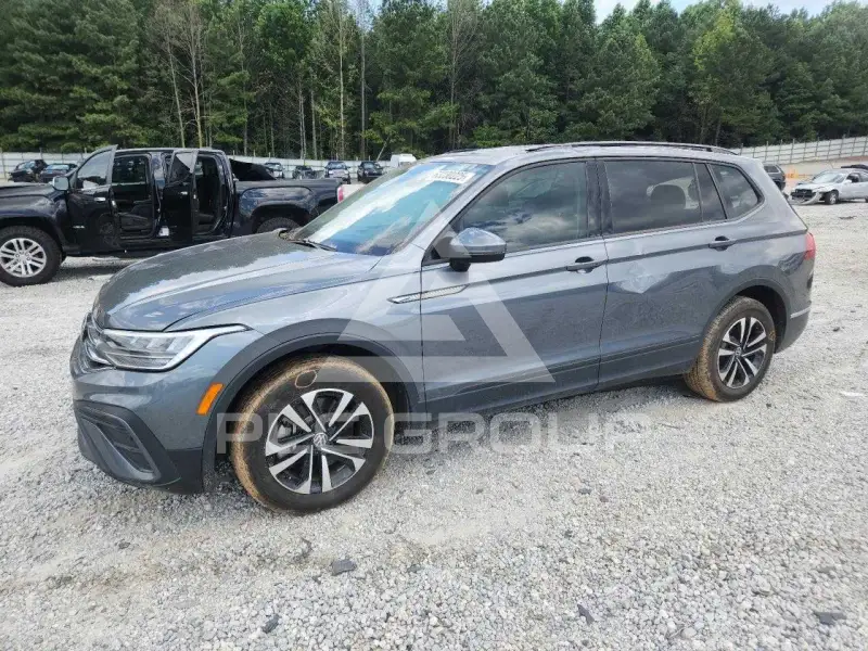 2023 Volkswagen Tiguan photo