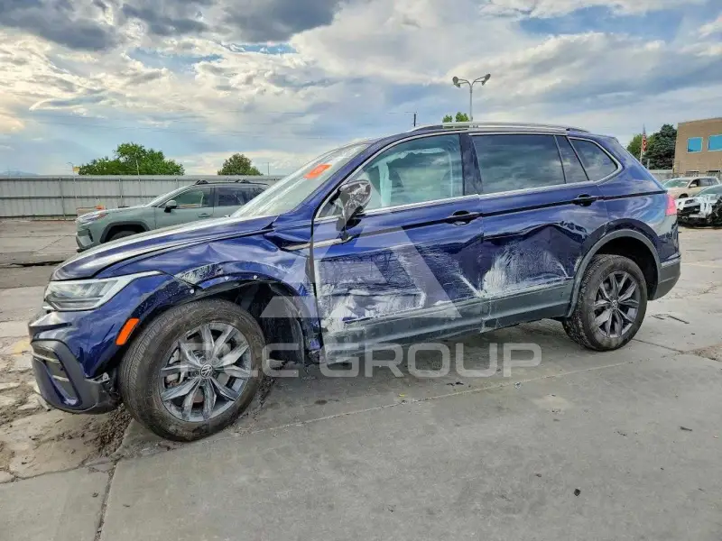 2023 Volkswagen Tiguan фото