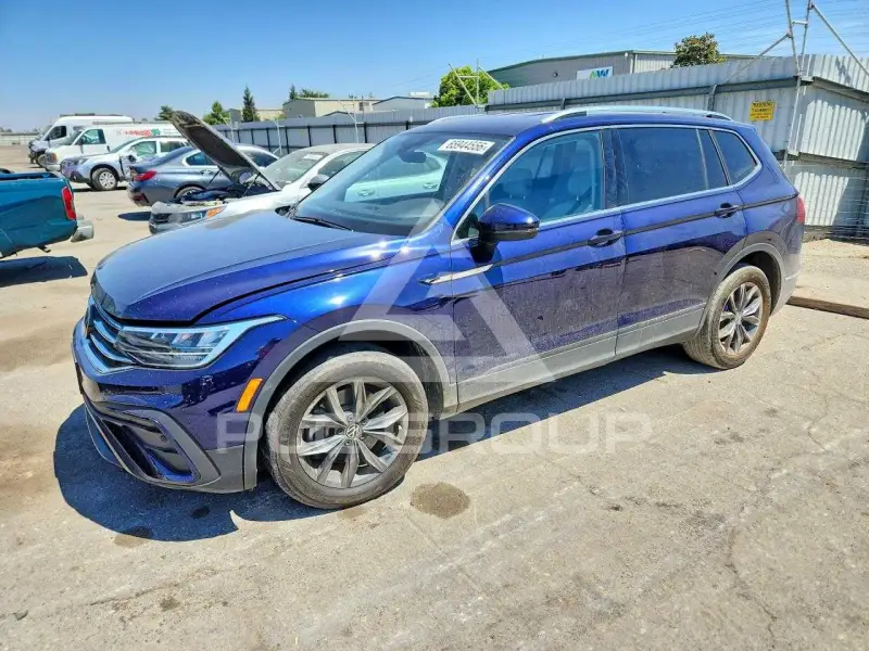 2023 Volkswagen Tiguan photo
