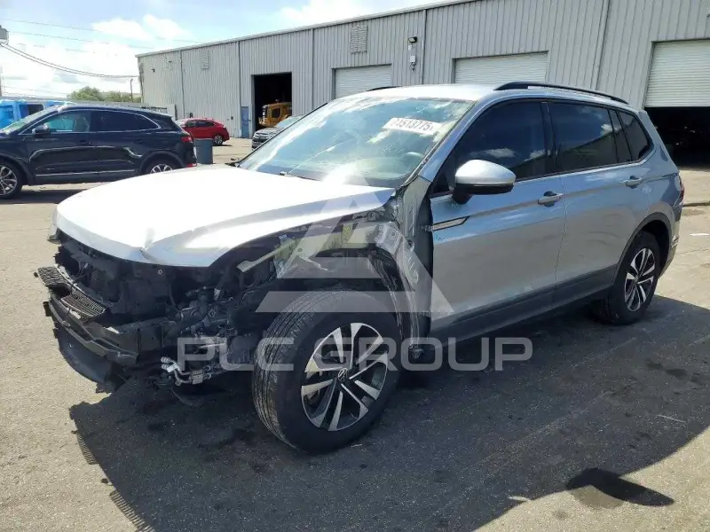 2023 Volkswagen Tiguan фото