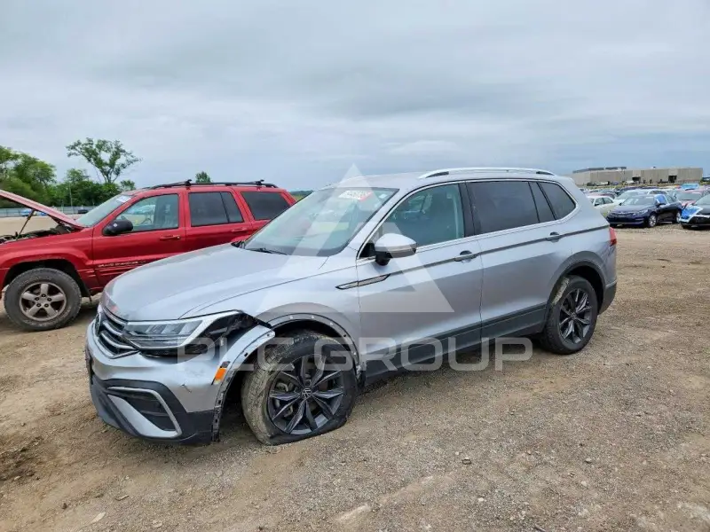 2023 Volkswagen Tiguan photo