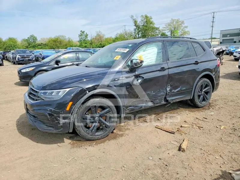 2023 Volkswagen Tiguan photo