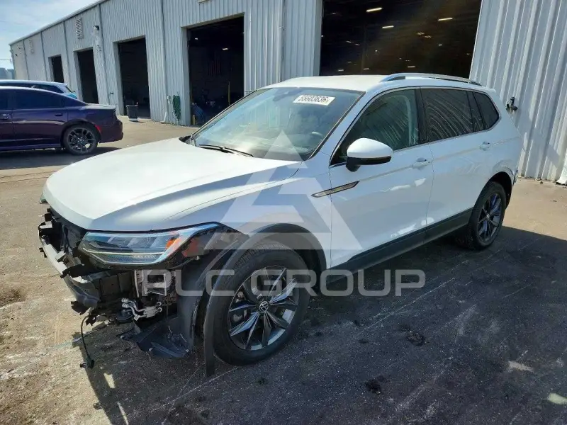 2023 Volkswagen Tiguan photo