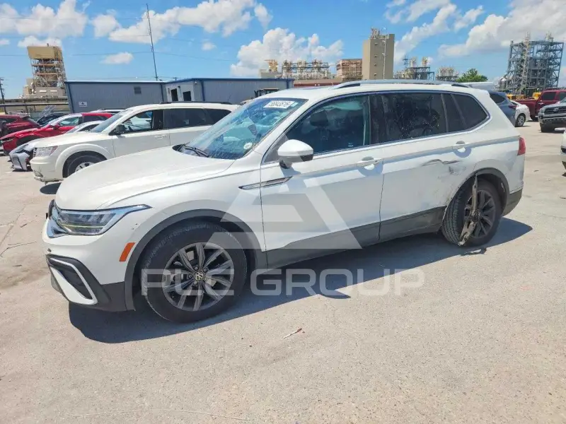 2023 Volkswagen Tiguan photo