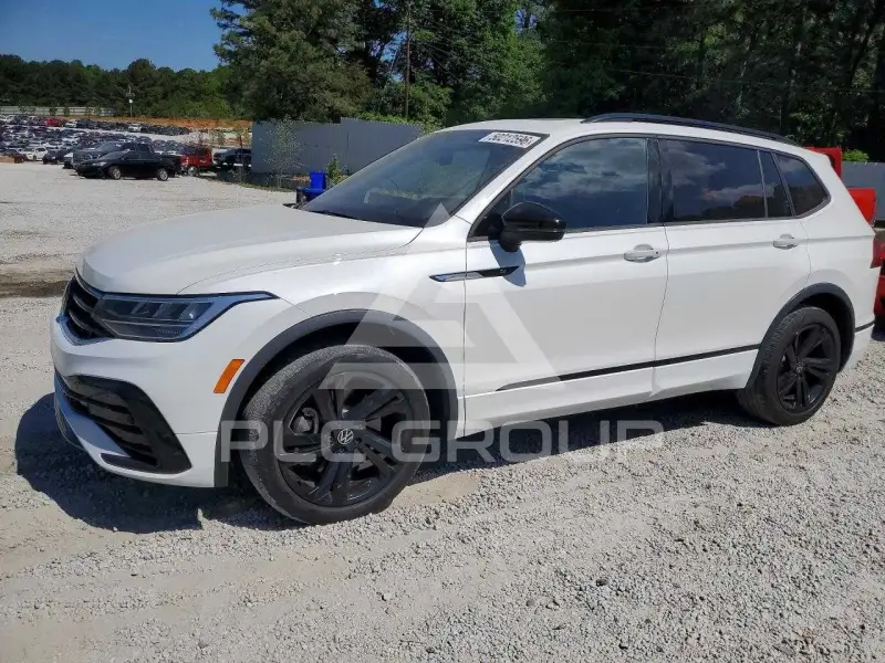 2023 Volkswagen Tiguan photo