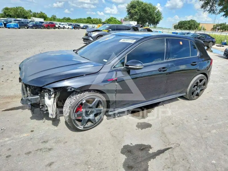 2023 Volkswagen GTI фото