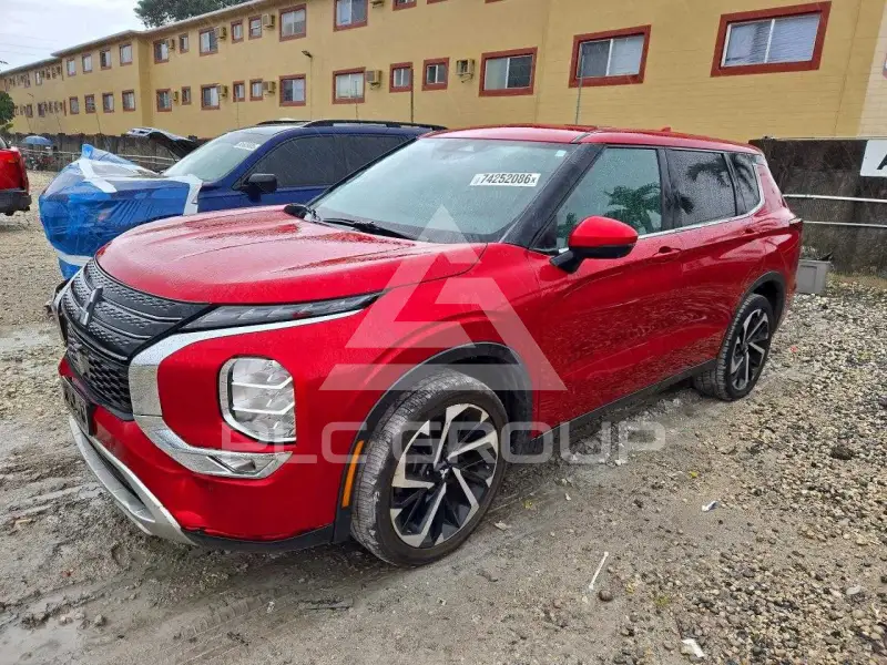2024 Mitsubishi OUTLANDER фото