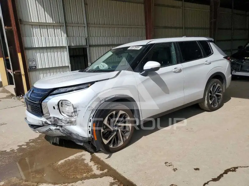 2024 Mitsubishi OUTLANDER фото