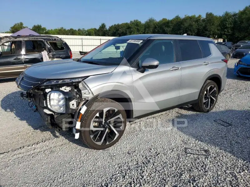 2024 Mitsubishi OUTLANDER фото