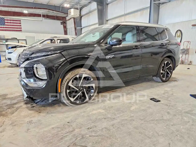 2024 Mitsubishi OUTLANDER фото