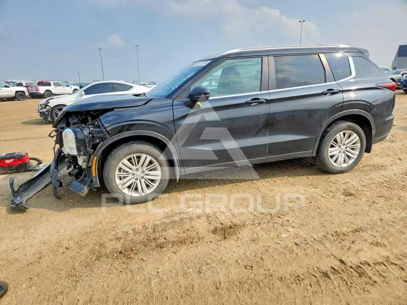 2024 Mitsubishi OUTLANDER фото