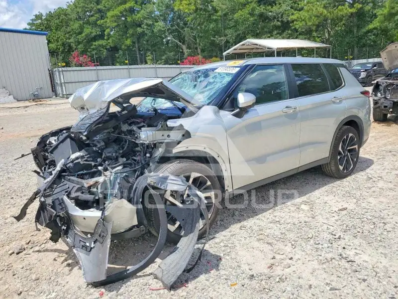 2024 Mitsubishi OUTLANDER фото