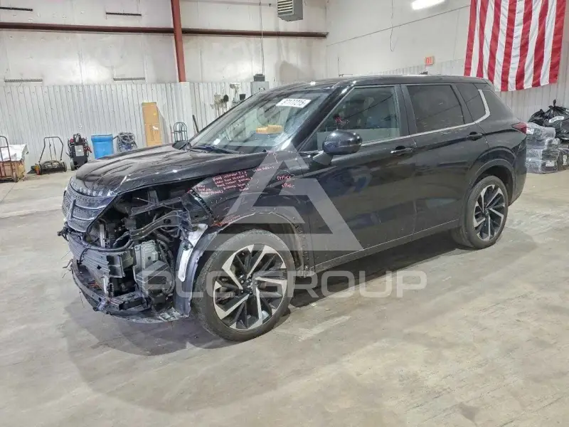 2024 Mitsubishi OUTLANDER фото