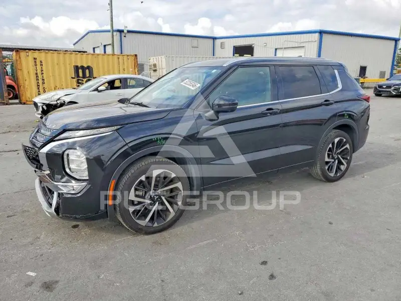 2024 Mitsubishi OUTLANDER фото