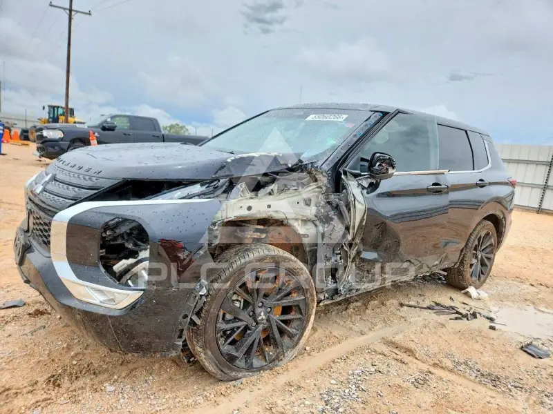 2024 Mitsubishi OUTLANDER фото