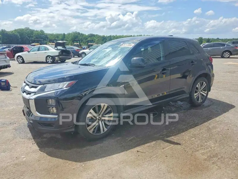 2024 Mitsubishi OUTLANDER photo