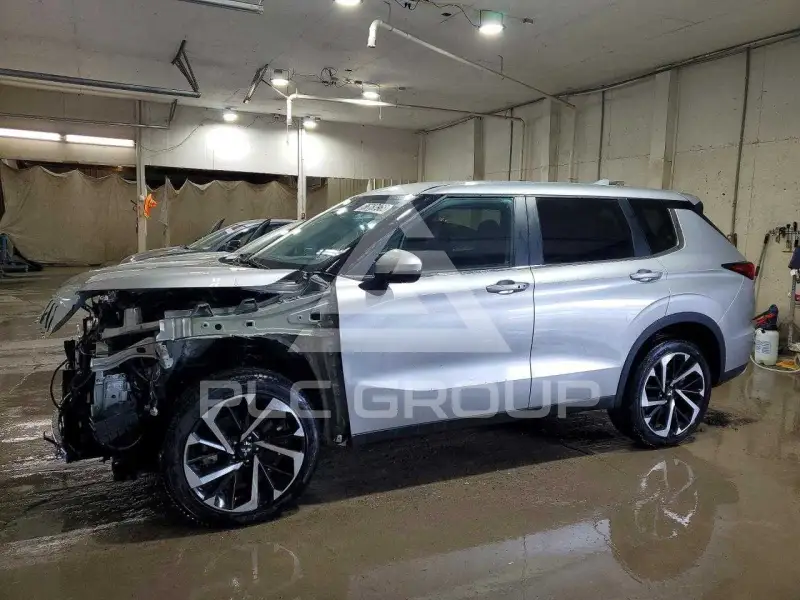 2024 Mitsubishi OUTLANDER фото